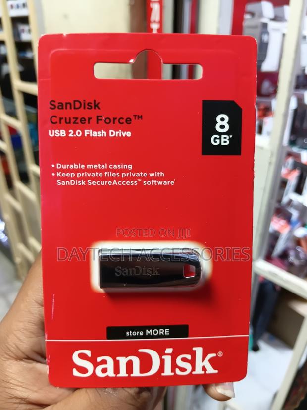 Sandisk USB 2.0 8gb Flash Disk - main view