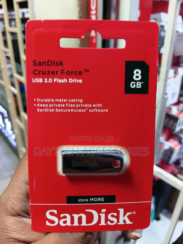 SanDisk Cruzer Force 8GB Metallic USB 2.0 Flash Drive - main view