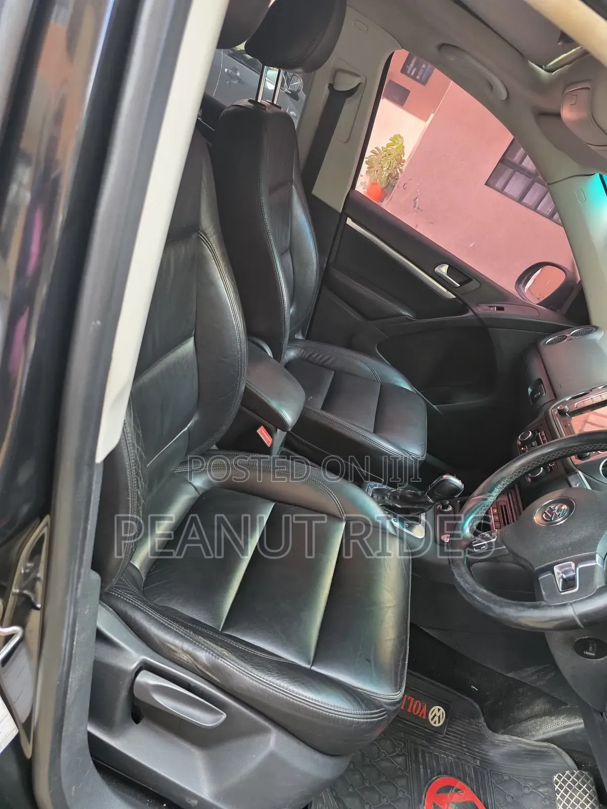 Volkswagen Tiguan 2013 Black