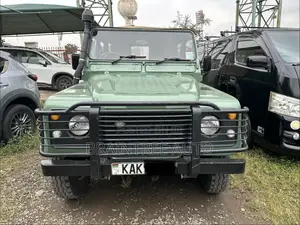 Land Rover Defender Station AWD 1997 Green