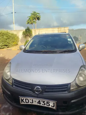 Nissan Advan 2015 Silver