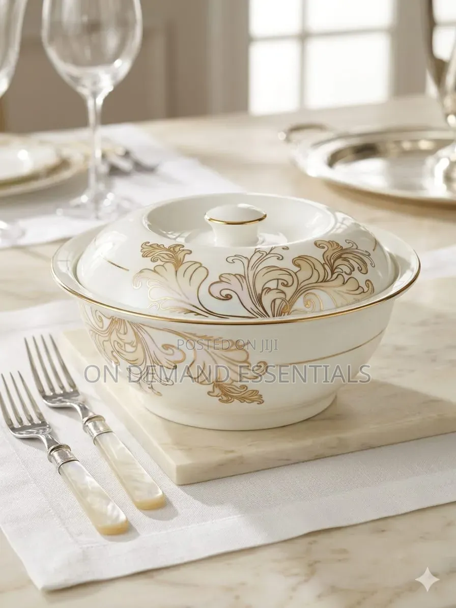Bone China Grey Flower Serving Bowl
Material :Bone 
Size :9"