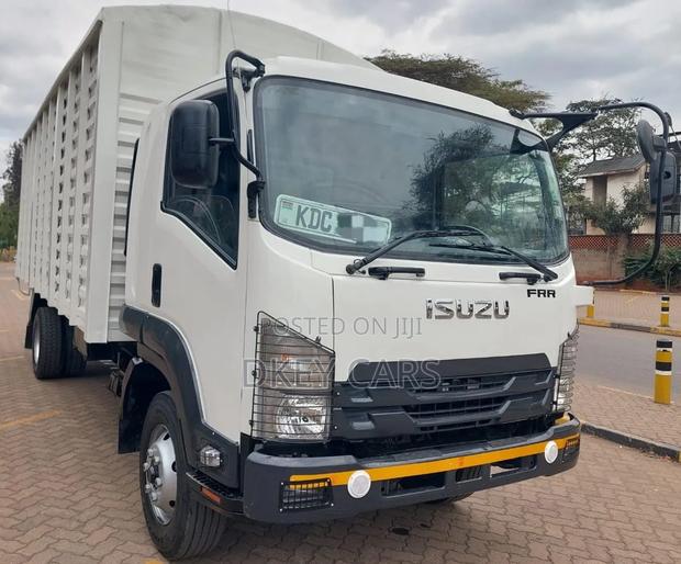 Isuzu FRR90 - main view