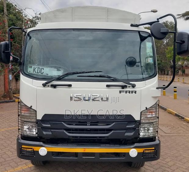 Isuzu FRR90 - thumbnail 2