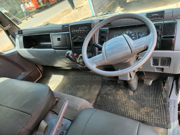 Mitsubishi Canter Fe84 - thumbnail 8
