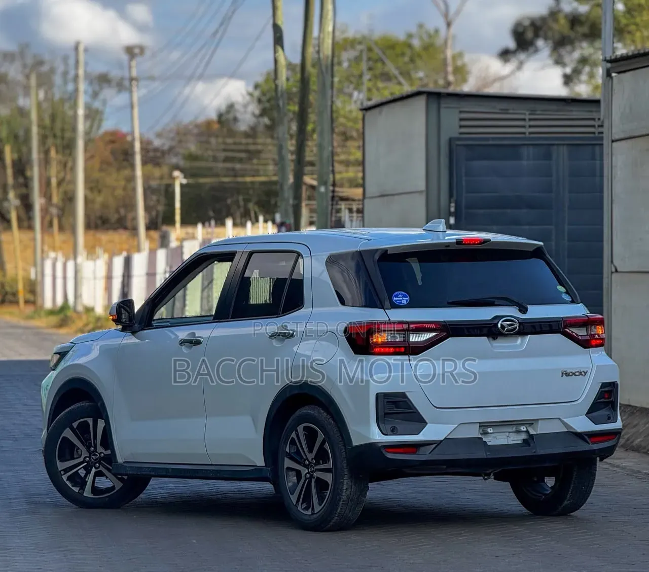 Daihatsu Rocky 2019 White