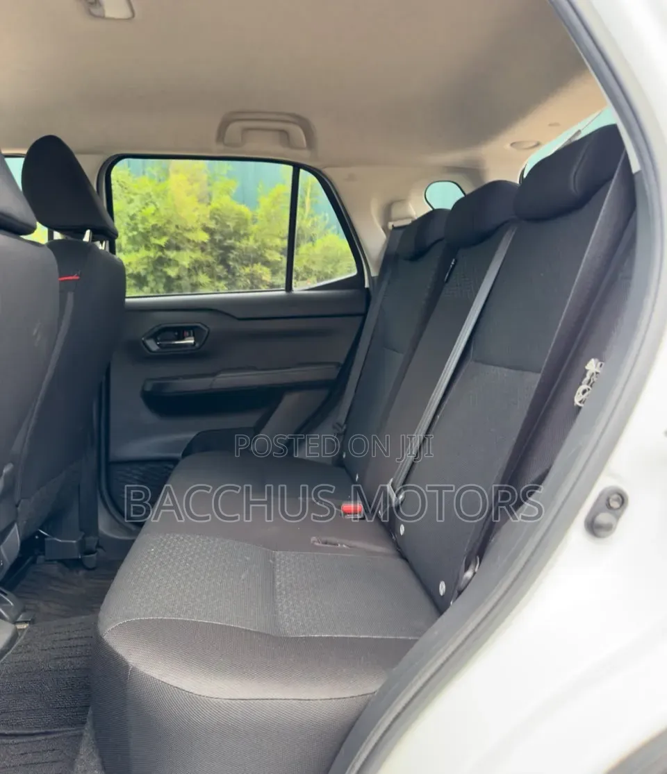 Daihatsu Rocky 2019 White