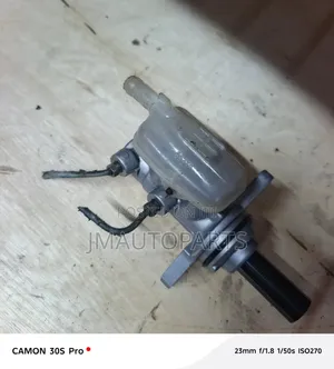 Brake Master Cylinder Toyota Voxy