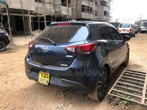 Mazda Demio 2018 Blue