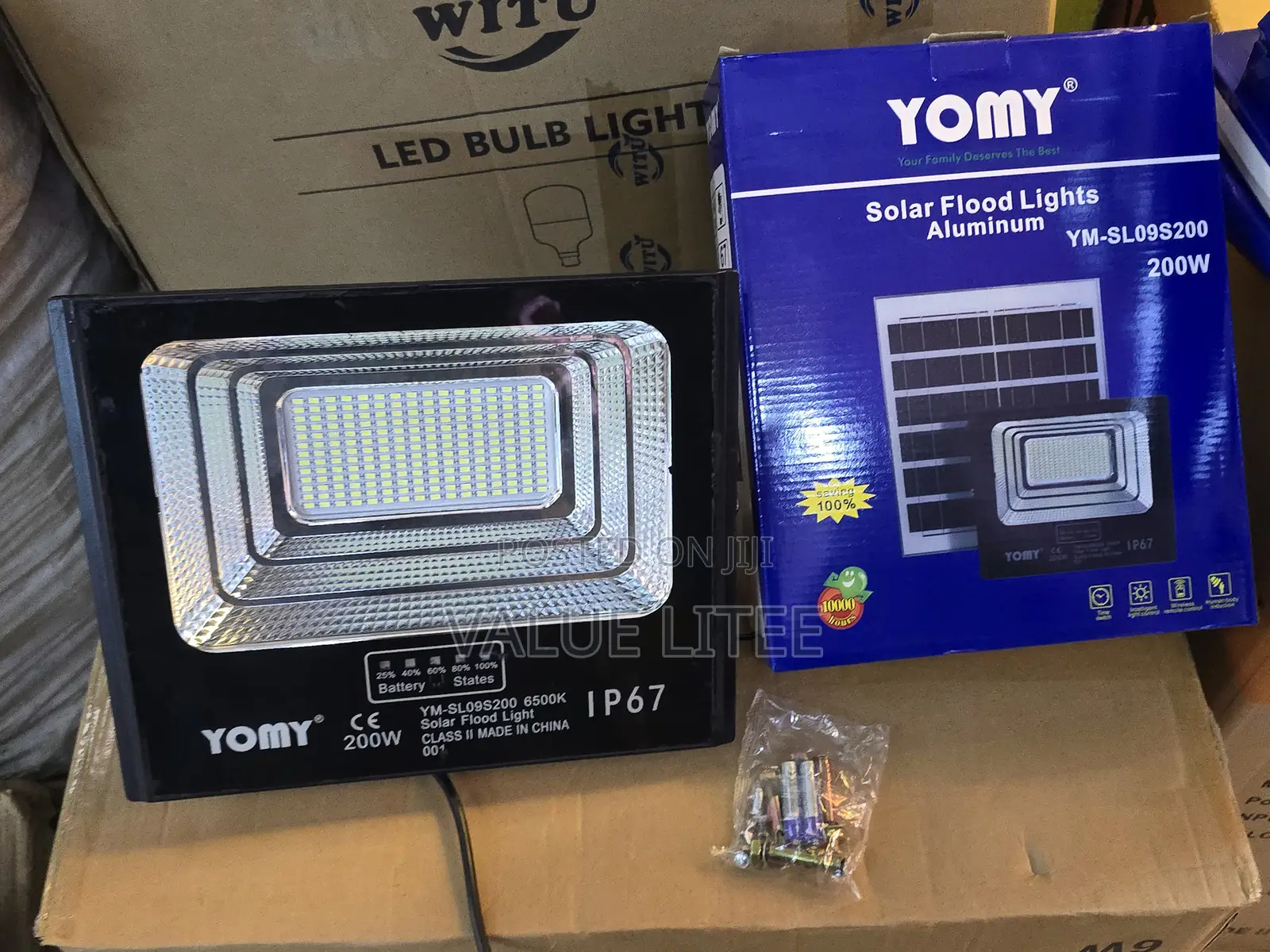 200 Watts Solar Floodlight