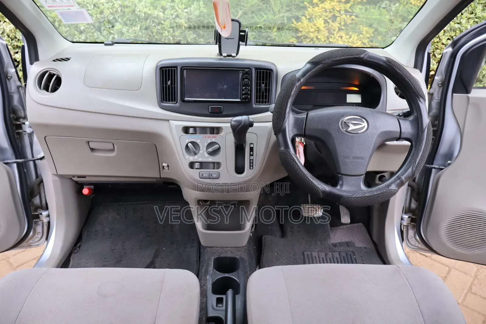 Daihatsu Mira 2014 Silver