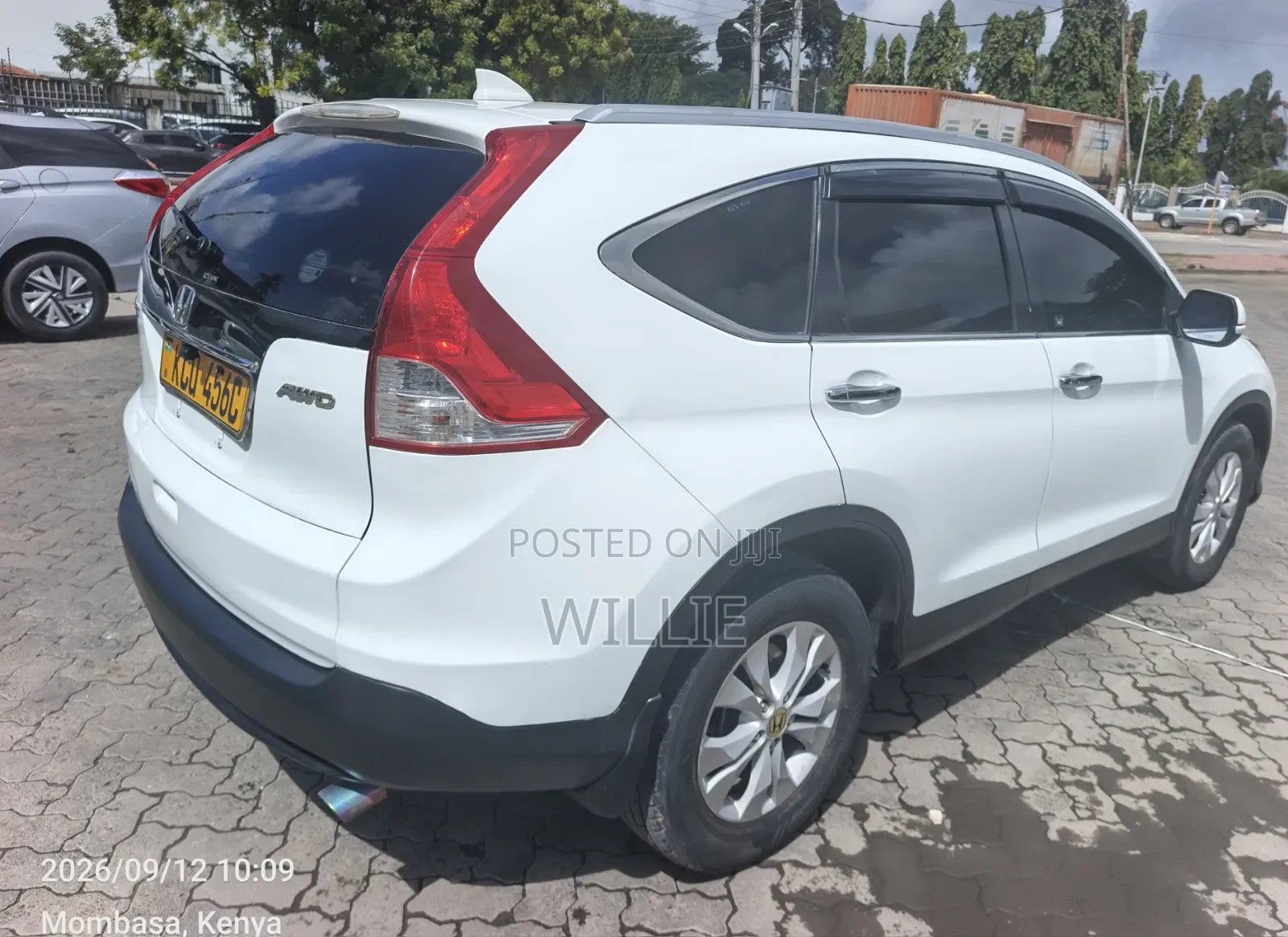 Honda CR-V 2012 White