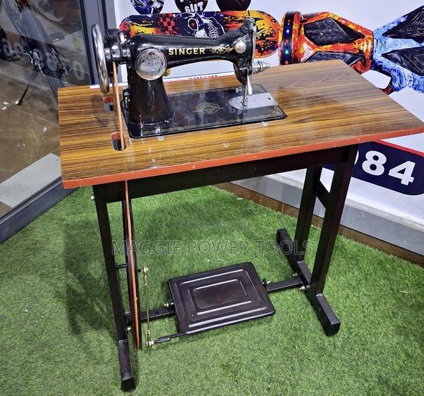 Industrial Singer Sewing Machine/ Quality Singer Sewing Machine - main view