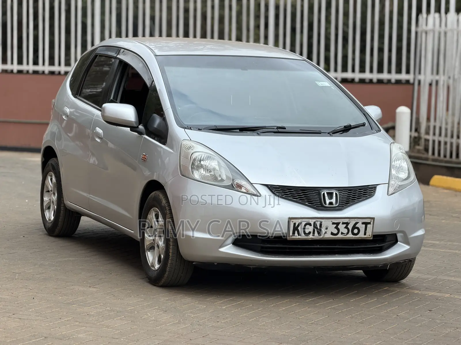 Honda Fit 2010 Silver