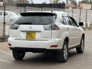 Toyota Harrier 2007 White