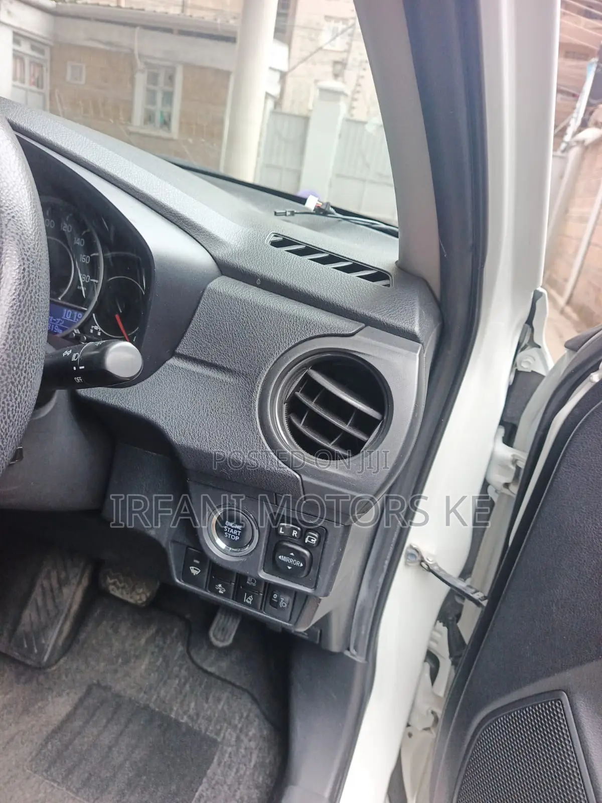 Toyota Axio 1.5 G 4WD 2020 White