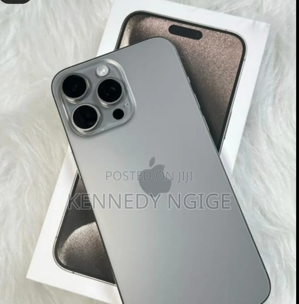 Apple iPhone 15 Pro Max 256 GB Silver