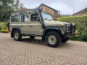 Land Rover Defender 2007 Green
