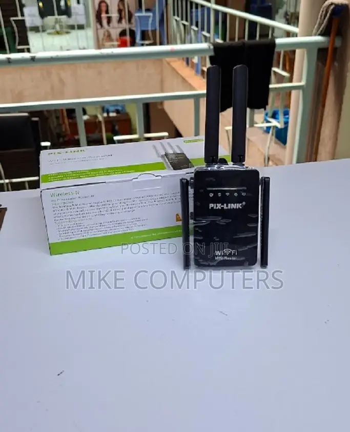 Wireless WiFi Repeater EU Plug Long Range 10/100Mbps Signal