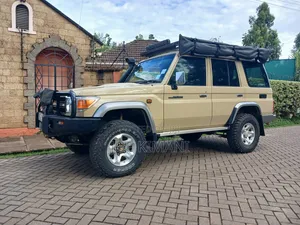 Toyota Land Cruiser 2014 Beige