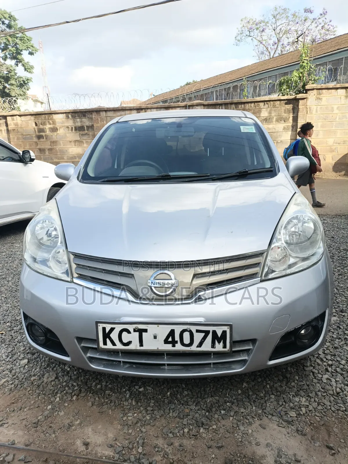 Nissan Note 2012 Silver