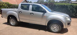 Isuzu D-MAX 2015 Silver