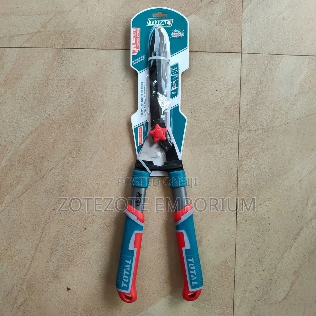 Total Hedge Shear