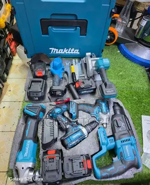 Makita Cordless Power Tool Combo/Multi-Tool Professional Workshop Set