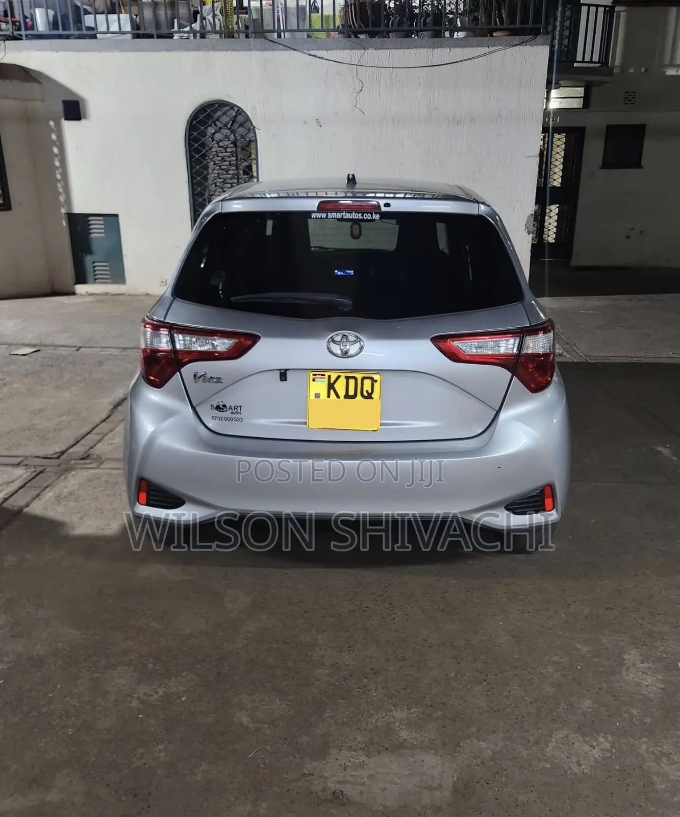Toyota Vitz 2017 Silver