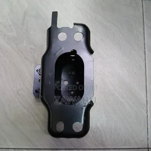 Chasis End /Bumper Support Lexus Nx