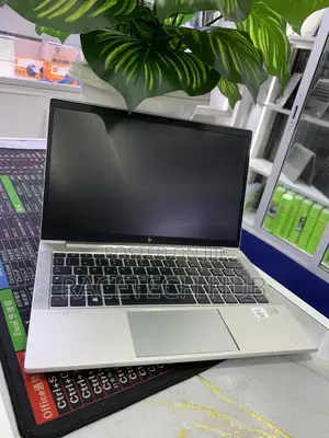 Laptop HP EliteBook 830 G7 8GB Intel Core i7 SSD 256GB