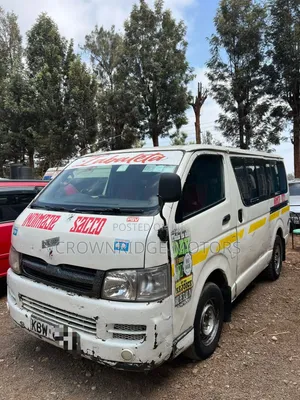 Toyota HiAce 2009 White