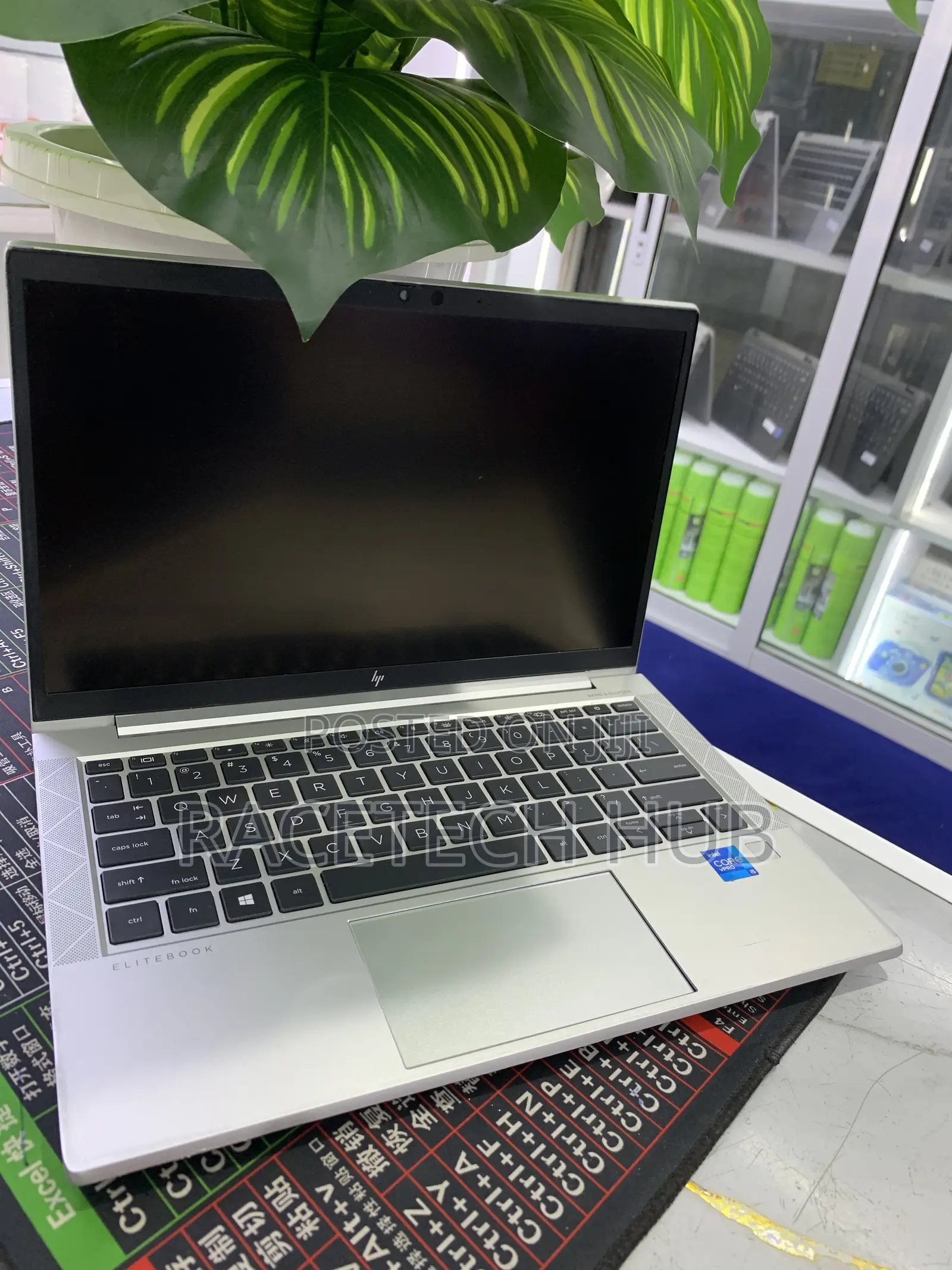 Laptop HP EliteBook 830 G8 8GB Intel Core i5 SSD 256GB