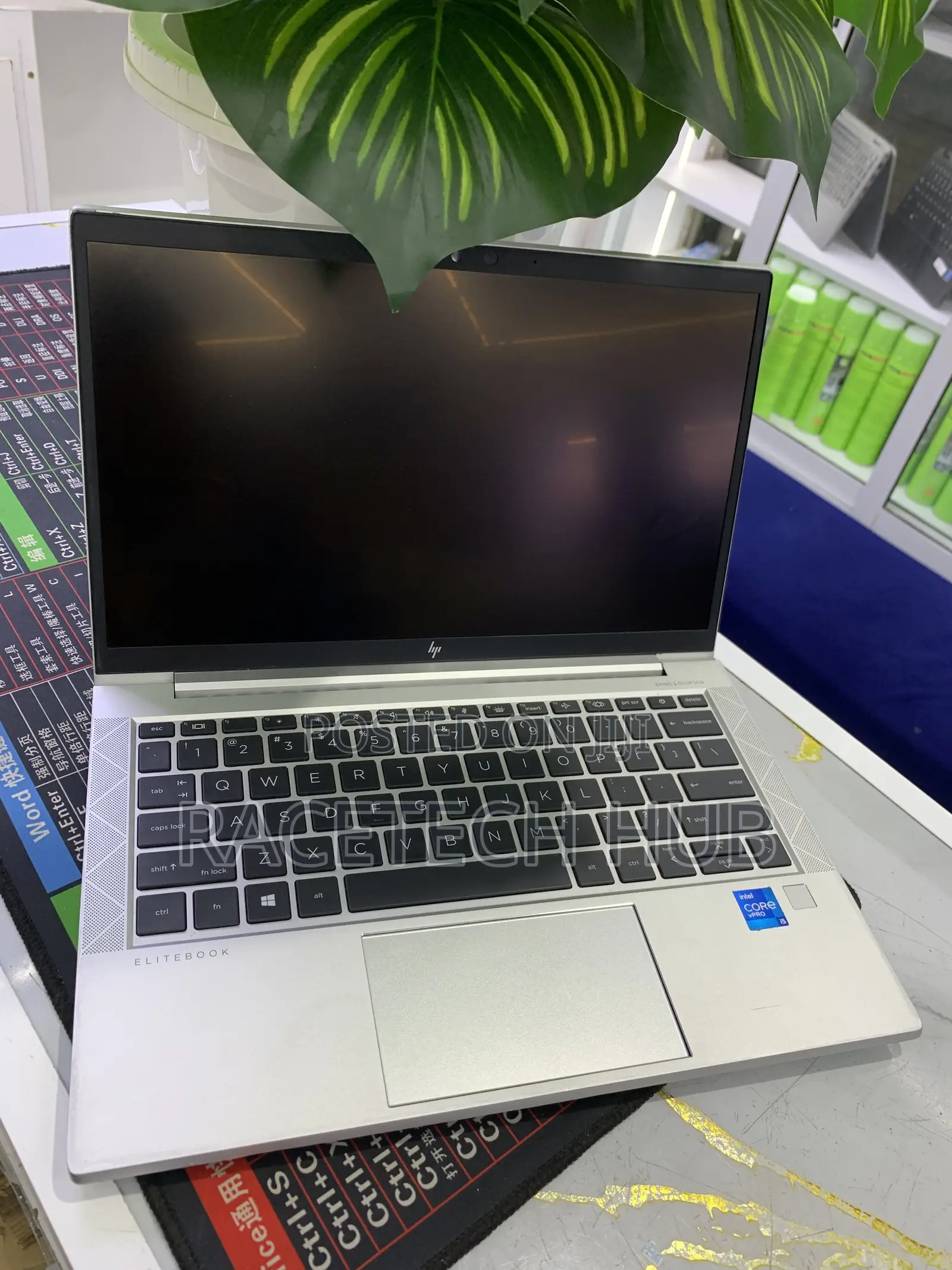 Laptop HP EliteBook 830 G8 8GB Intel Core i5 SSD 256GB