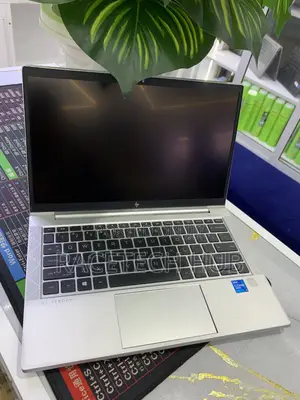 Laptop HP EliteBook 830 G8 8GB Intel Core i5 SSD 256GB