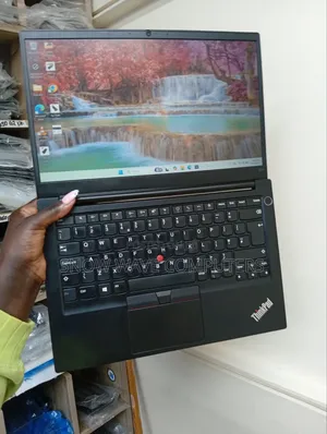 Laptop Lenovo ThinkPad E14 Gen 2 8GB Intel Core i5 SSD 512GB