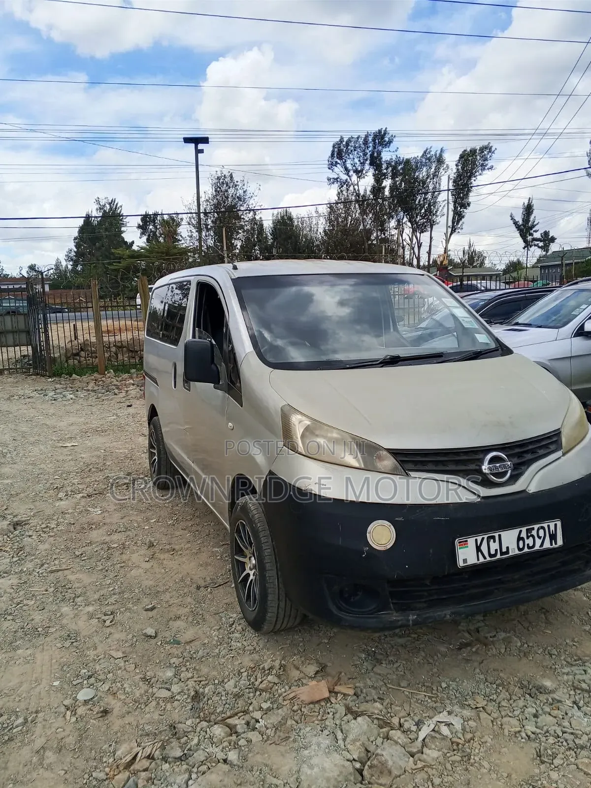 Nissan Vanette 2011 Grey