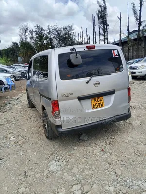 Nissan Vanette 2011 Grey