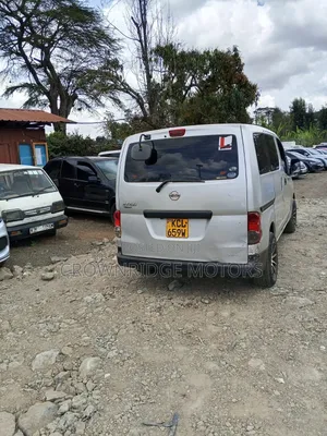Nissan Vanette 2011 Grey