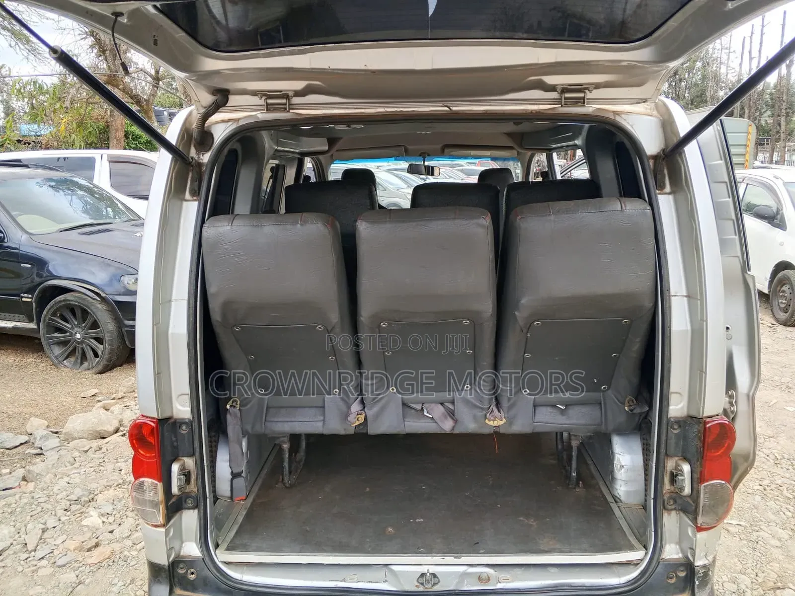 Nissan Vanette 2011 Grey
