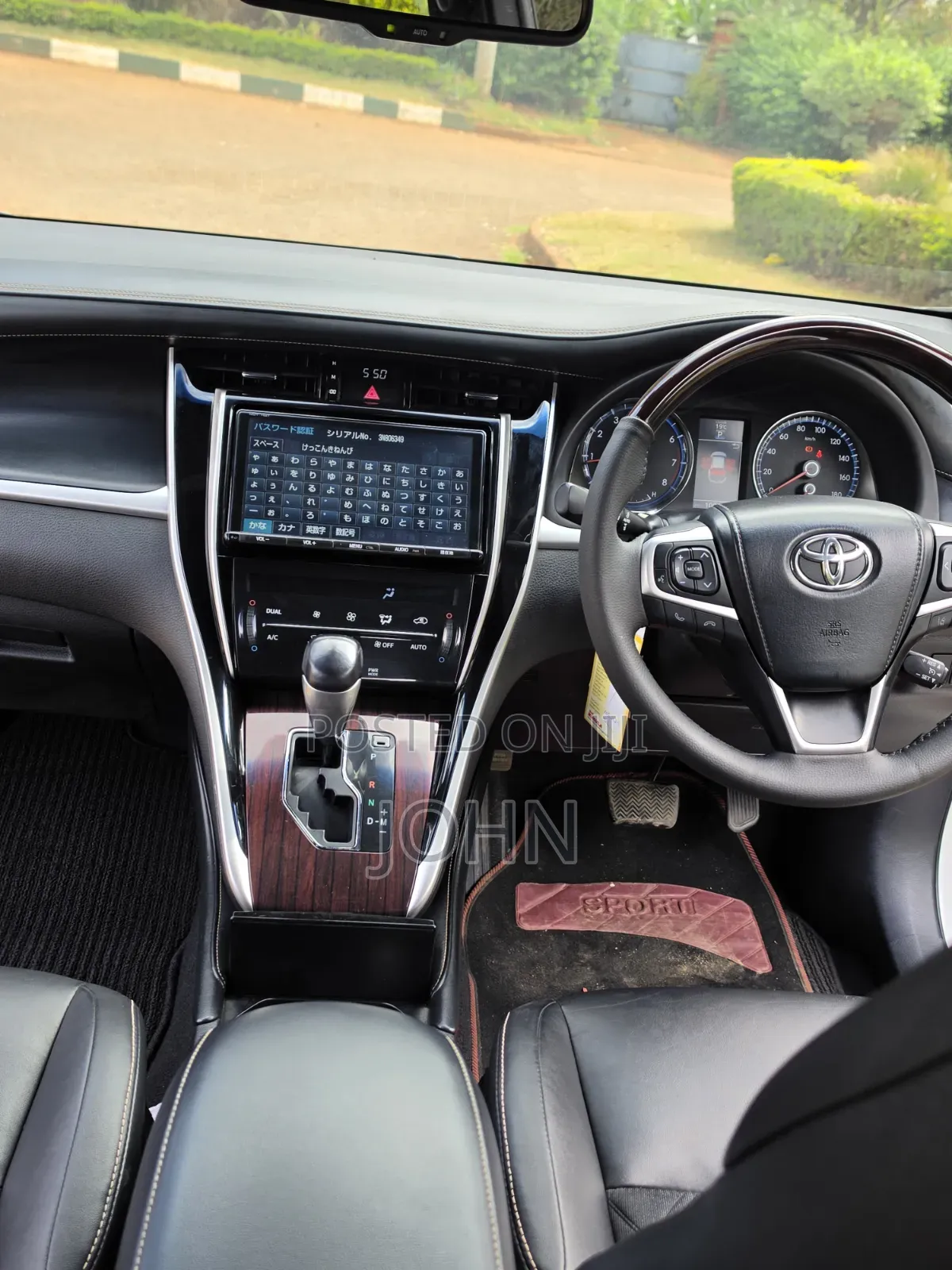 Toyota Harrier 2.0 2016 White