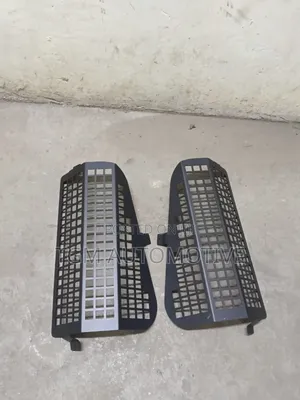 Upgrade Your Hilux Vigo Tail Lamps With This Steel Tail Lamp Covers