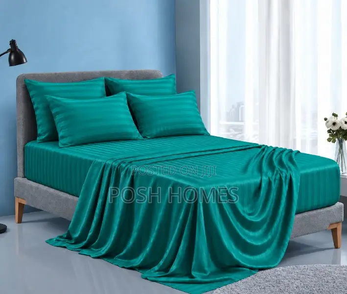 Fitted Cotton Stripped Bedsheet
