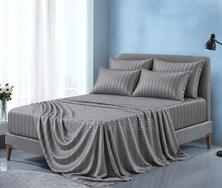 Fitted Cotton Stripped Bedsheet