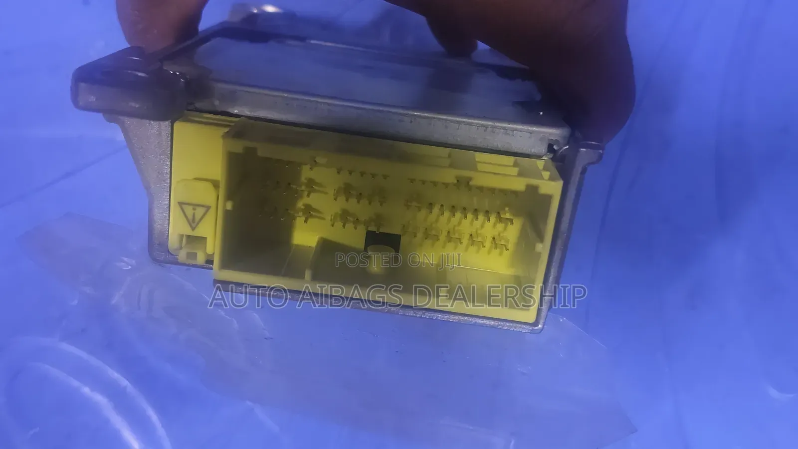 Axio 161 Model 2016 SRS Airbags Control Module Computer.