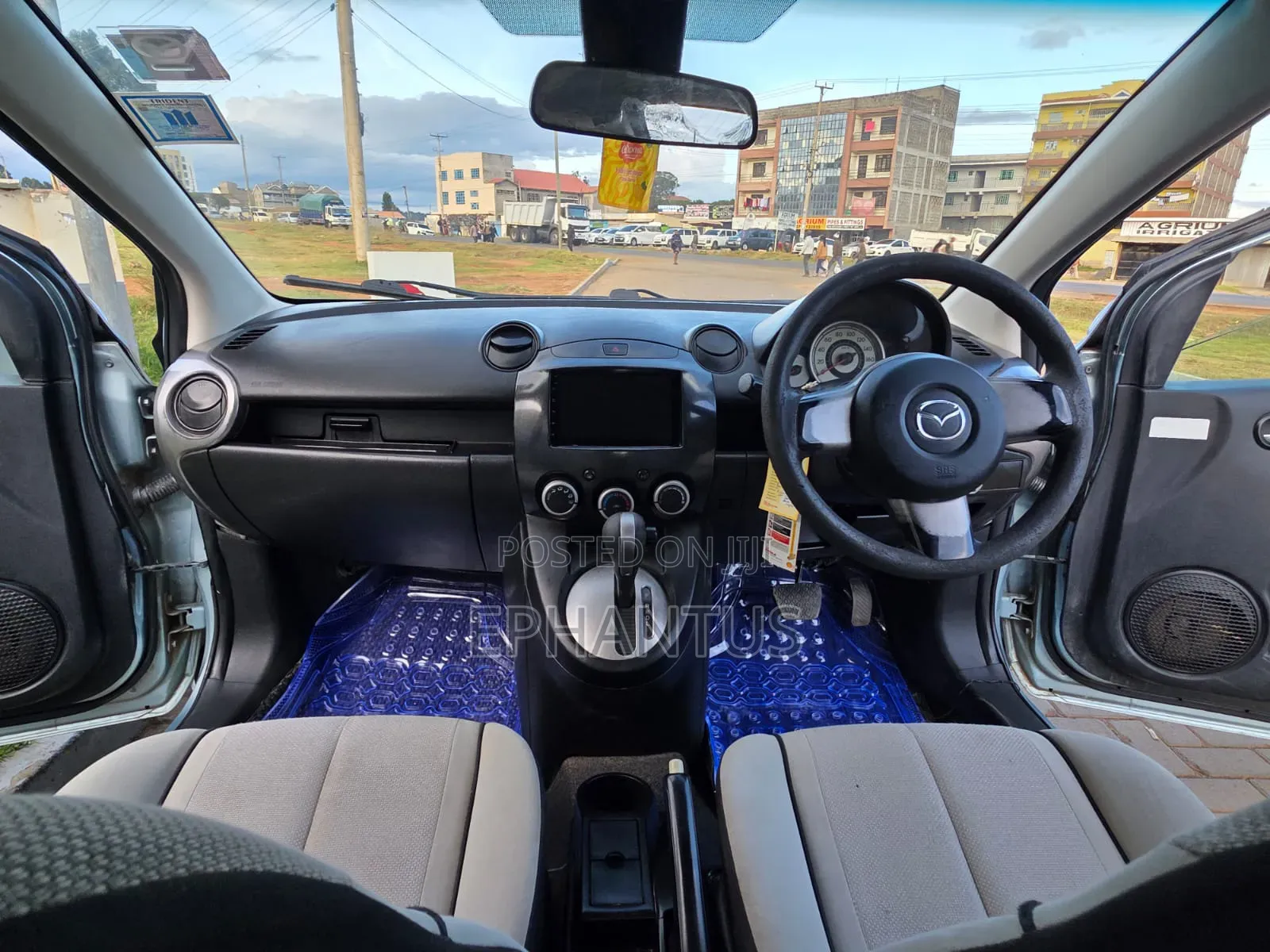 Mazda Demio 2011 Blue