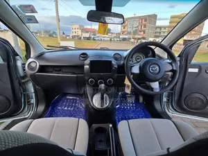 Mazda Demio 2011 Blue