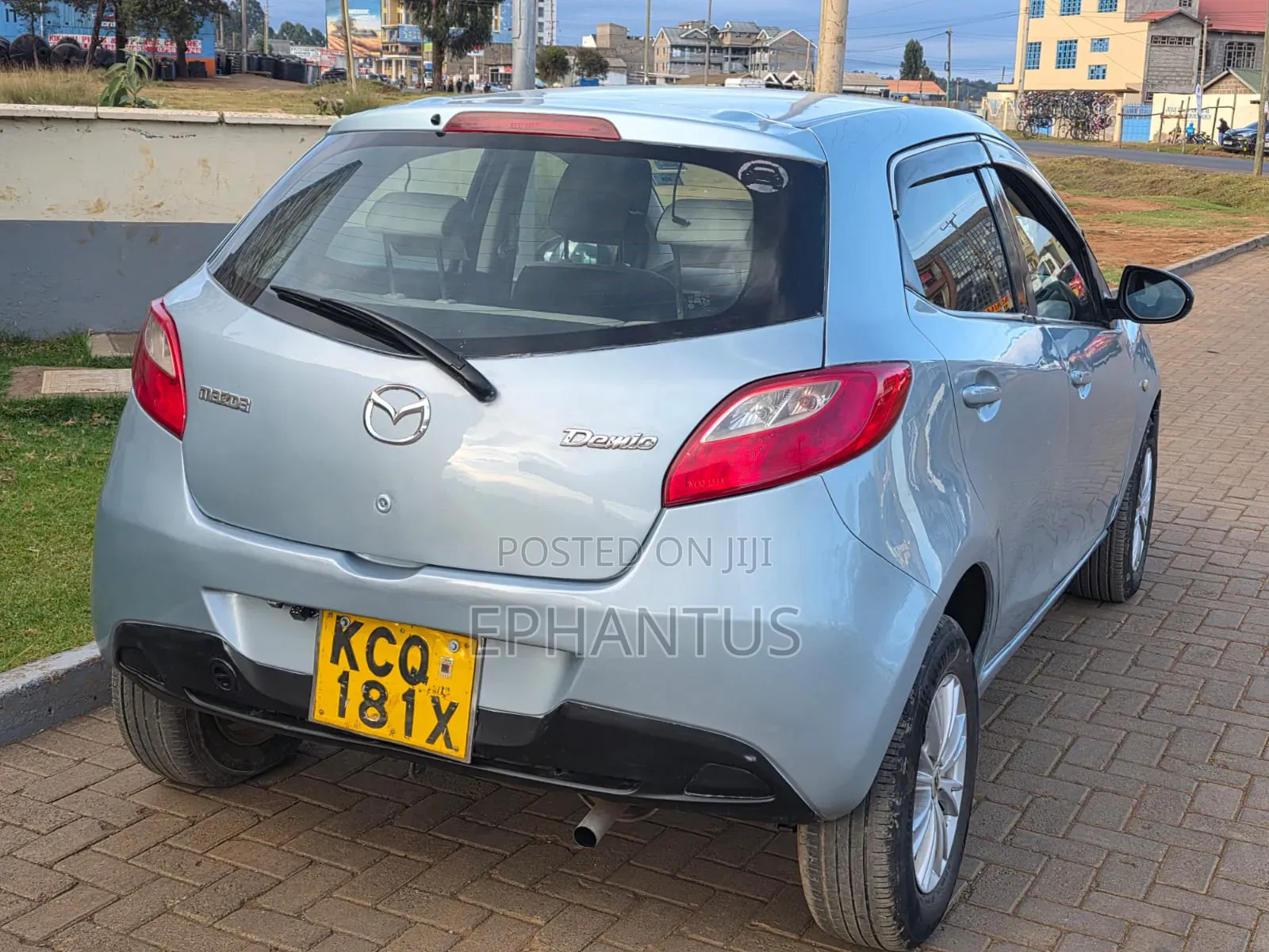 Mazda Demio 2011 Blue