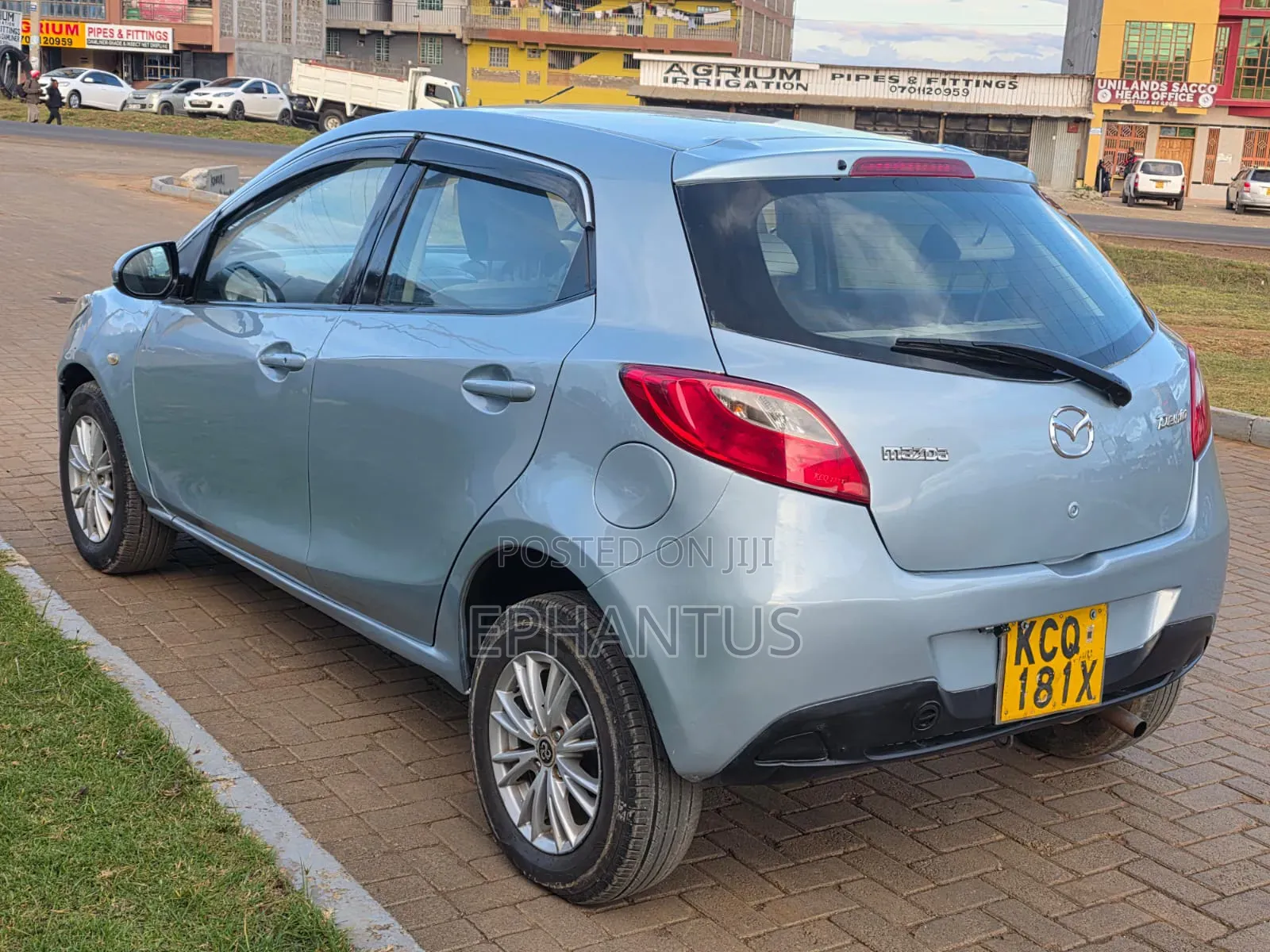Mazda Demio 2011 Blue