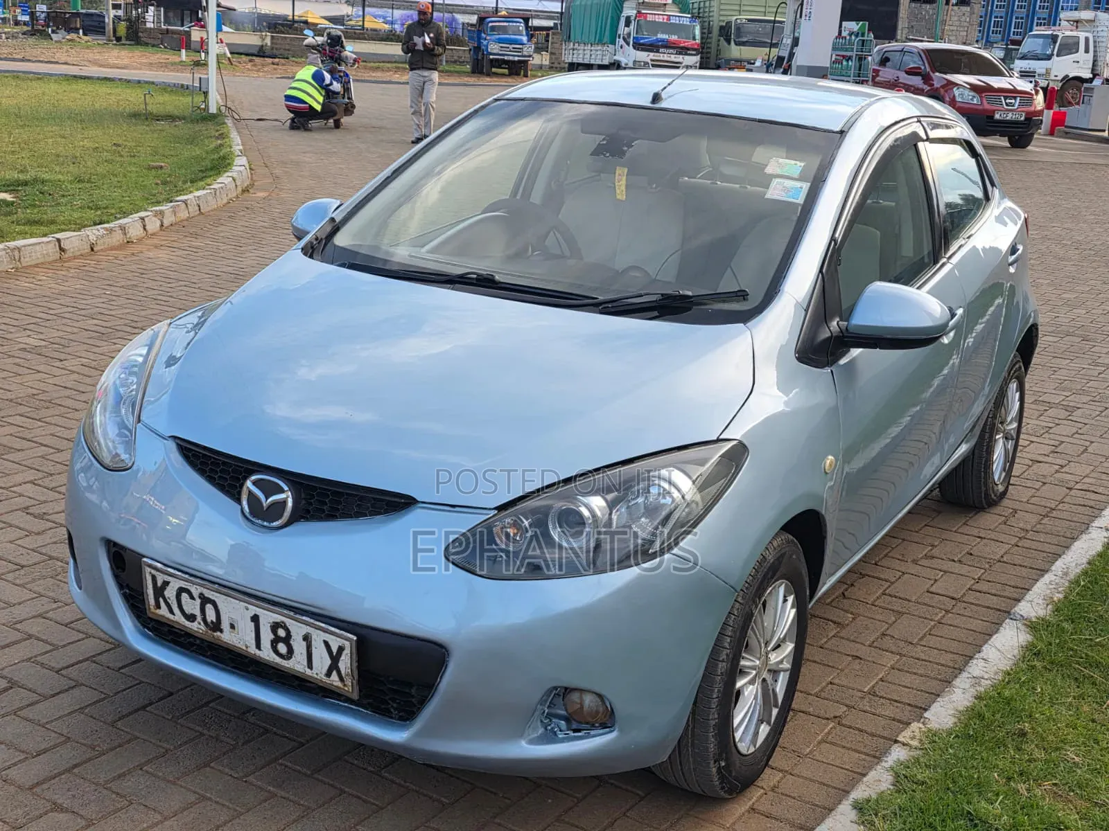 Mazda Demio 2011 Blue